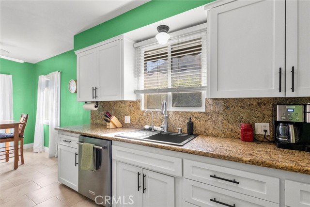 Detail Gallery Image 13 of 46 For 2871 Daisy Ave, Long Beach,  CA 90806 - 3 Beds | 2 Baths