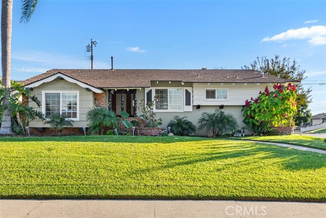 Detail Gallery Image 1 of 33 For 2610 Redcoach Ln, La Habra,  CA 90631 - 3 Beds | 2 Baths