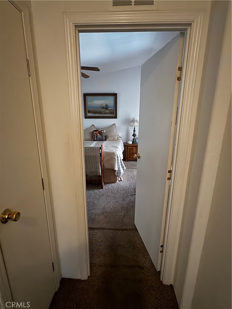 https://media.crmls.org/medias/f3cd4451-0b42-4875-8f4e-758735c7d49a.jpg?preset=X-Large