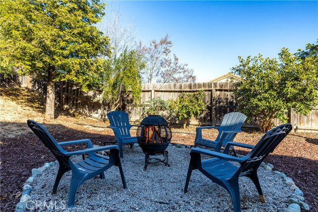 317 Susannah Lane, Paso Robles CA: https://media.crmls.org/medias/f3cd5dc4-7d68-493b-987e-9bcac5a0838e.jpg
