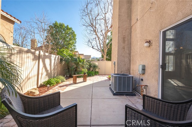 Detail Gallery Image 32 of 50 For 1111 Portofino Ct #101,  Corona,  CA 92881 - 3 Beds | 2/1 Baths