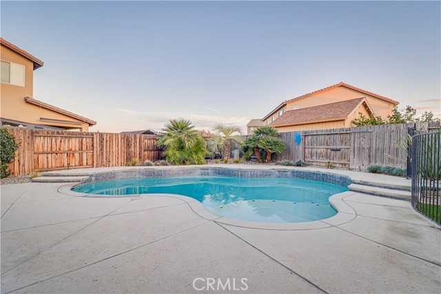 Detail Gallery Image 41 of 44 For 5005 Silvery Jewel, Bakersfield,  CA 93313 - 5 Beds | 3/1 Baths