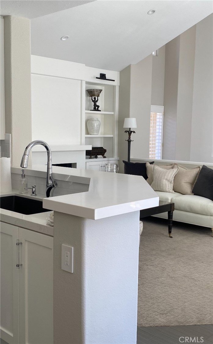 MLS #OC25193732 image #8