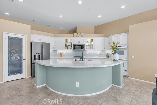 11567 Waterwell Court, Riverside CA: https://media.crmls.org/medias/f3d1c357-3d5c-4f1d-a4cb-1c447e714c3d.jpg