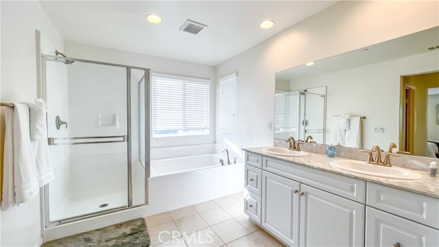 Detail Gallery Image 25 of 35 For 5090 S Centennial Cir, Ontario,  CA 91762 - 4 Beds | 3 Baths