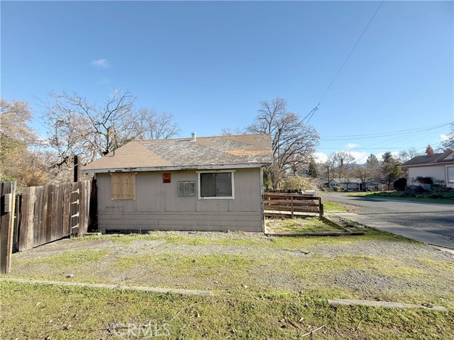 Detail Gallery Image 30 of 33 For 560 1st, Lakeport,  CA 95453 - 3 Beds | 2 Baths