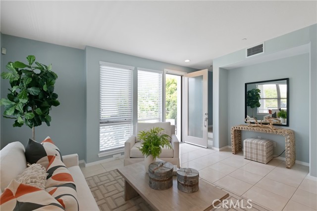 Detail Gallery Image 32 of 50 For 5405 W 149th Pl #16,  Hawthorne,  CA 90250 - 2 Beds | 2/1 Baths