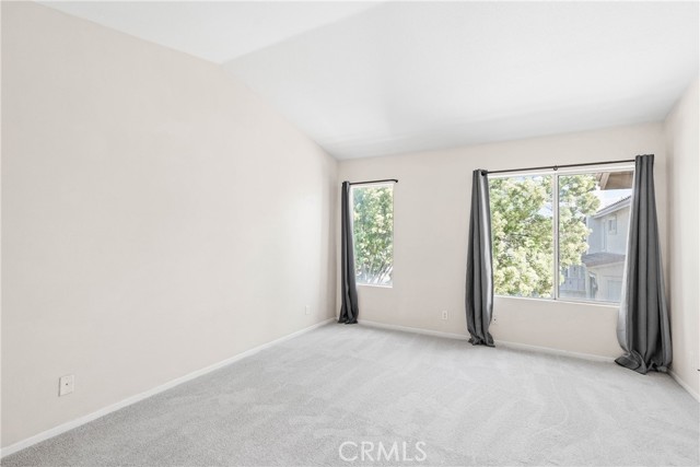 2240 Lago Ventana, Chula Vista CA: https://media.crmls.org/medias/f3d35622-29f6-4e7c-8765-8cd08e971042.jpg