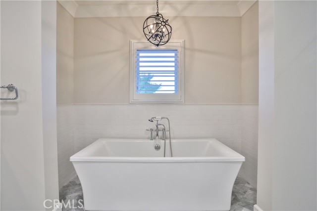 Detail Gallery Image 44 of 69 For 30361 Clear Water, Canyon Lake,  CA 92587 - 5 Beds | 3/1 Baths