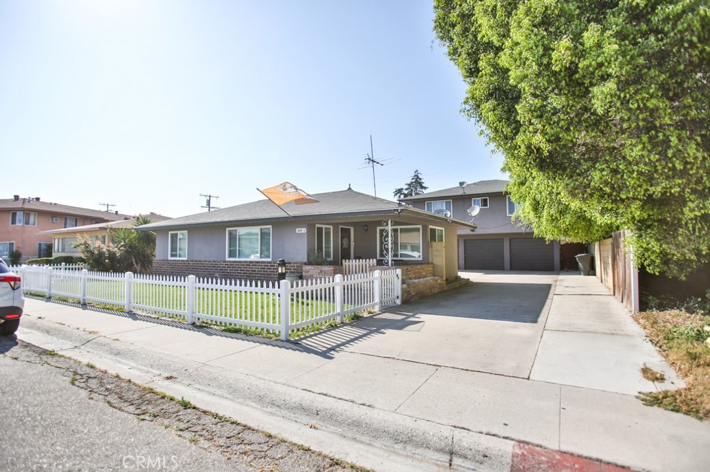 525 W Hampshire Avenue