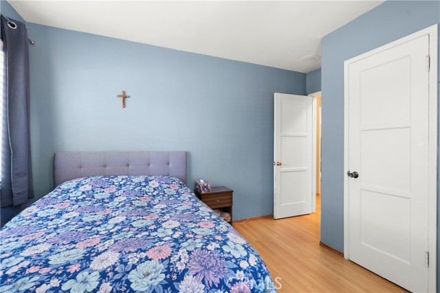 308 Flower Street, Costa Mesa CA: https://media.crmls.org/medias/f3d4e57d-581b-4ba7-a30b-ffc04eb5d318.jpg