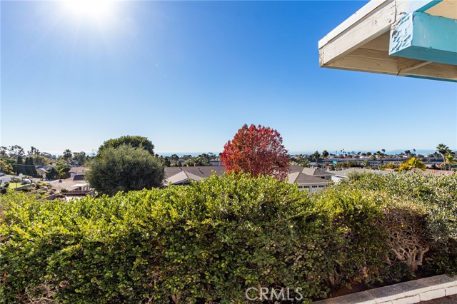 4101 Calle Mayo, San Clemente CA: https://media.crmls.org/medias/f3d4e7ac-a55e-422f-bc33-9fd5a3816b53.jpg