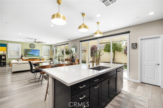 Detail Gallery Image 8 of 47 For 34743 Serissa Ct, Murrieta,  CA 92563 - 5 Beds | 3/1 Baths