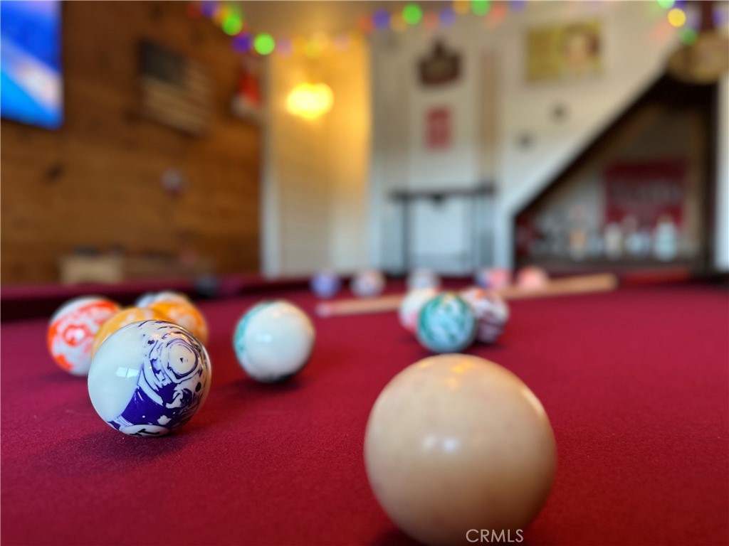 https://media.crmls.org/medias/f3d55675-b3c3-4c2d-8b08-7d1c1a4bedfe.jpg?preset=X-Large