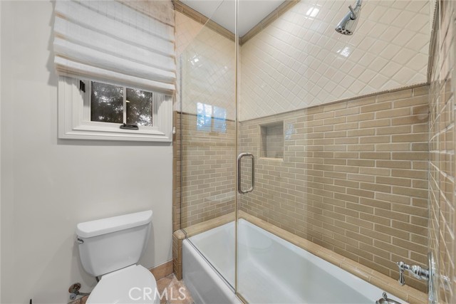 114 N Ardmore Avenue, Manhattan Beach CA: https://media.crmls.org/medias/f3d5e805-b541-4611-96f5-380a784ca9a9.jpg