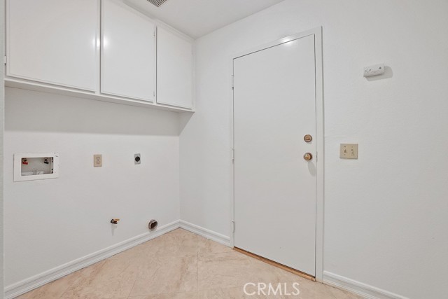 24189 HARBOR RIDGE Lane, Lake Forest CA: https://media.crmls.org/medias/f3d72192-0e6f-43e9-814d-d5cc0c3a6beb.jpg