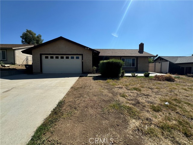 Detail Gallery Image 2 of 28 For 24591 Sundial Way, Moreno Valley,  CA 92557 - 4 Beds | 2 Baths