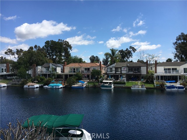 22627 Lakeside Ln, Lake Forest, CA 92630