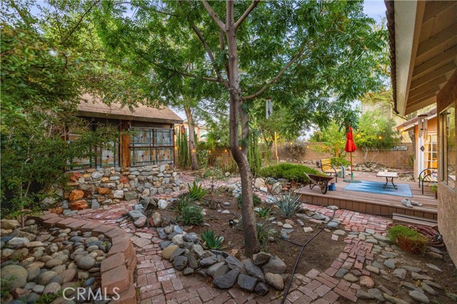 Detail Gallery Image 21 of 27 For 39330 Gainsborough Dr, Palmdale,  CA 93551 - 3 Beds | 2 Baths