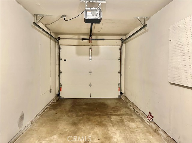 1222 Amethyst Street, Redondo Beach CA: https://media.crmls.org/medias/f3d927b8-b7cf-4ad8-995f-6a0765383071.jpg