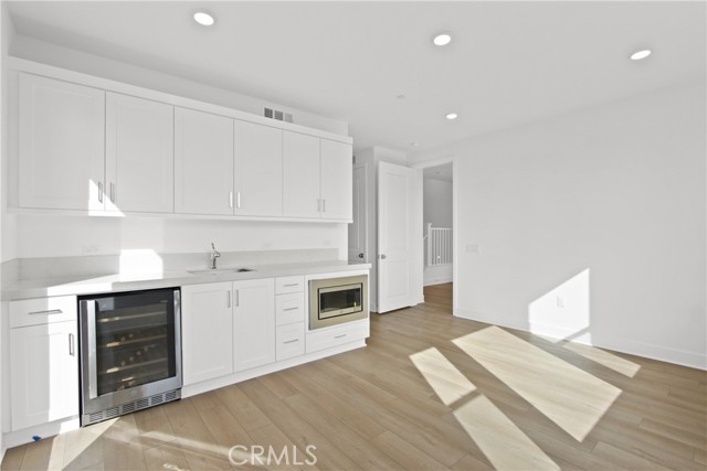 Detail Gallery Image 5 of 25 For 409 Junco, Irvine,  CA 92618 - 4 Beds | 4 Baths