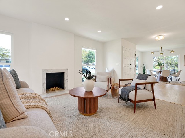 3212 Sunnywood Drive, Fullerton CA: https://media.crmls.org/medias/f3d964f5-2c59-46ae-bf13-bcfff7a088e8.jpg