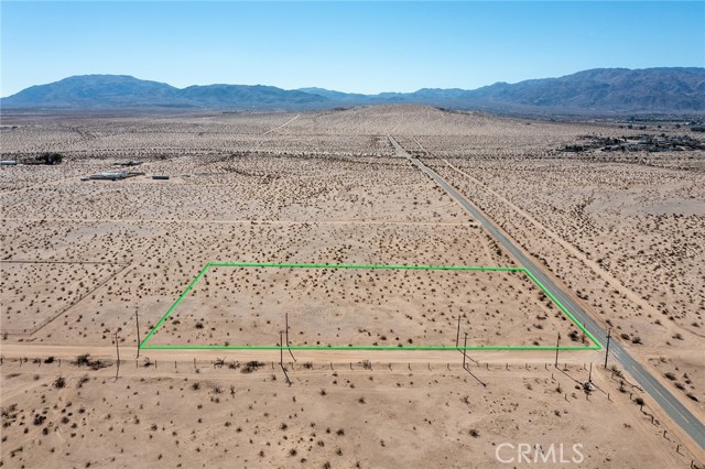 4300 Bagdad Highway, Twentynine Palms, California 92277, ,Land,For Sale,4300 Bagdad Highway,CRJT23024034