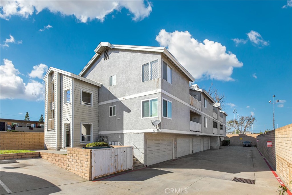 9507 FLOWER ST 201, Bellflower, CA 90706