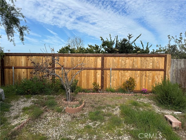 Detail Gallery Image 6 of 6 For 246 Vista Ct, Los Osos,  CA 93402 - 2 Beds | 1 Baths