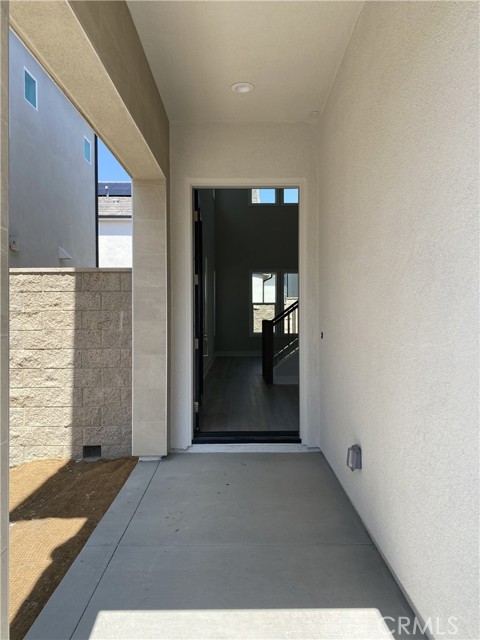 Detail Gallery Image 4 of 41 For 160 Longden, Lake Forest,  CA 92630 - 4 Beds | 4 Baths