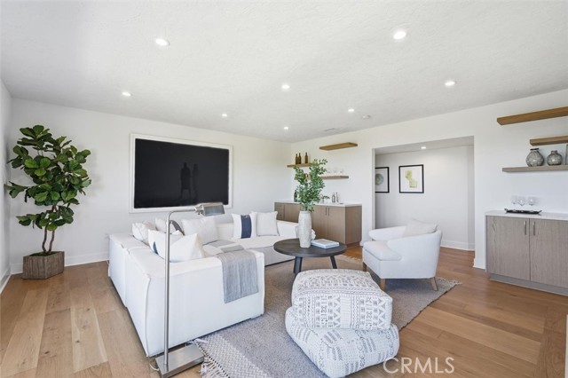 Detail Gallery Image 40 of 66 For 5204 Middlecrest Rd, Rancho Palos Verdes,  CA 90275 - 4 Beds | 3 Baths