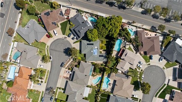 13811 Palace Way, Tustin CA: https://media.crmls.org/medias/f3dc47b1-4211-4e3c-9015-d07f5650fba0.jpg