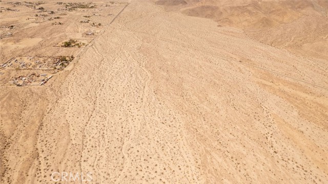 0 0, Desert Hot Springs CA: https://media.crmls.org/medias/f3dd2456-ccc7-416d-a983-26c2d6b02785.jpg