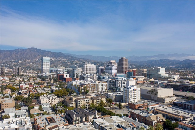 Detail Gallery Image 4 of 18 For 350 W Wilson, Glendale,  CA 91203 - – Beds | – Baths