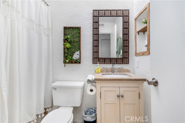 Detail Gallery Image 15 of 23 For 842 Bluebell Ct, Carlsbad,  CA 92011 - 2 Beds | 1/1 Baths