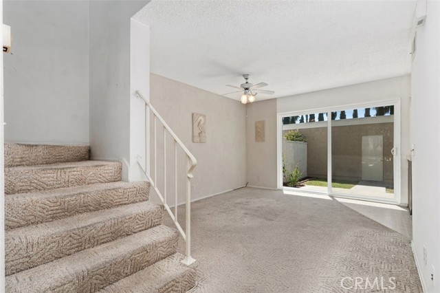 14276 Bolsa Chica Road, Westminster CA: https://media.crmls.org/medias/f3dd9971-0e20-4d2f-a61b-50af007b1c39.jpg