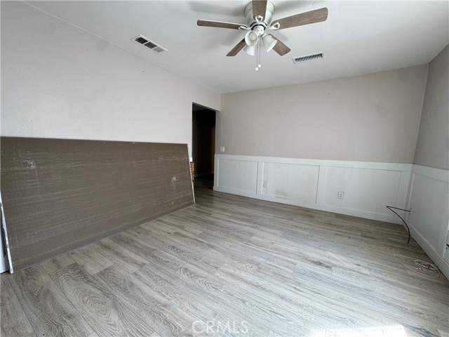 Detail Gallery Image 2 of 10 For 412 Beech, Bakersfield,  CA 93304 - 3 Beds | 2 Baths