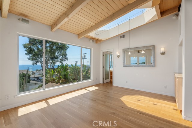 Detail Gallery Image 28 of 40 For 31685 3rd Ave, Laguna Beach,  CA 92651 - 2 Beds | 2 Baths
