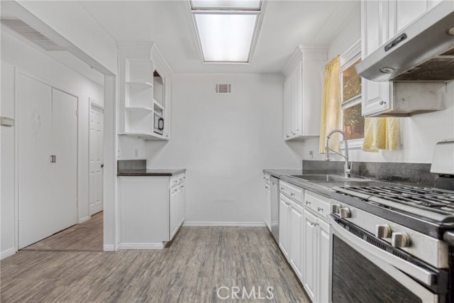 Detail Gallery Image 13 of 35 For 23016 Saticoy St, West Hills,  CA 91304 - 3 Beds | 2 Baths