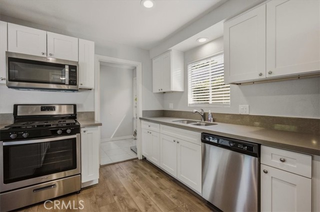 Detail Gallery Image 16 of 41 For 188 E Green, Claremont,  CA 91711 - 4 Beds | 2 Baths