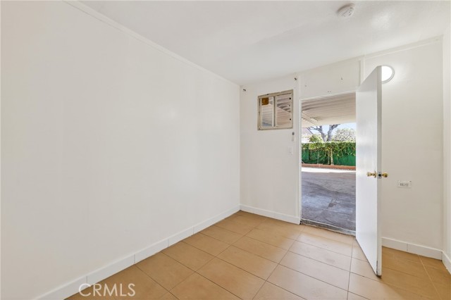 Image 23 of 31 For 417 Emerson Avenue