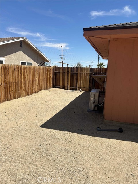 Detail Gallery Image 21 of 39 For 6414 East Ct, Twentynine Palms,  CA 92277 - 2 Beds | 1 Baths