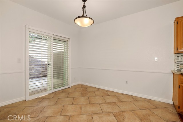Detail Gallery Image 7 of 30 For 544 Hooper Ave, Simi Valley,  CA 93065 - 3 Beds | 2/1 Baths