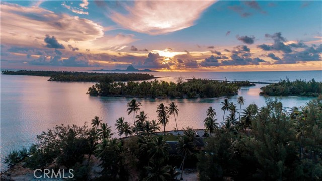 Detail Gallery Image 16 of 30 For 1 Motu Moie French Polynesia, Taha'a, –,  – 88888 - 5 Beds | 6 Baths