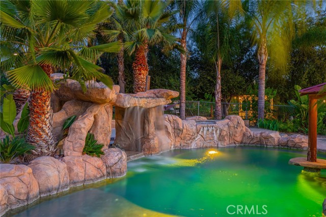 Image 63 of 75 For 30550 Stein Way