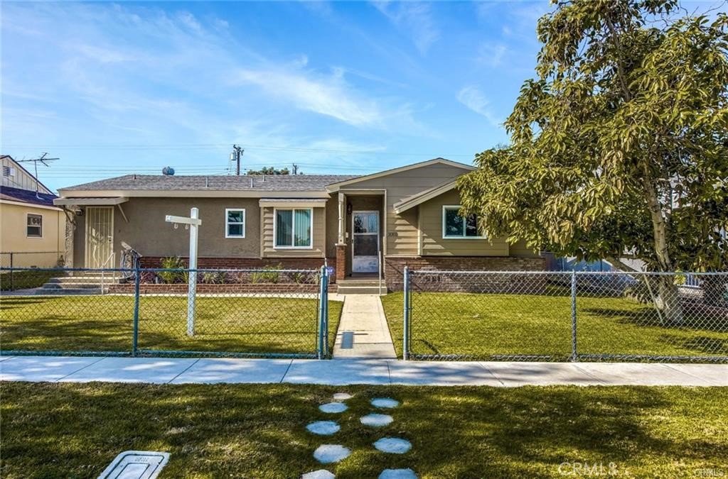 1001 S Pine Drive