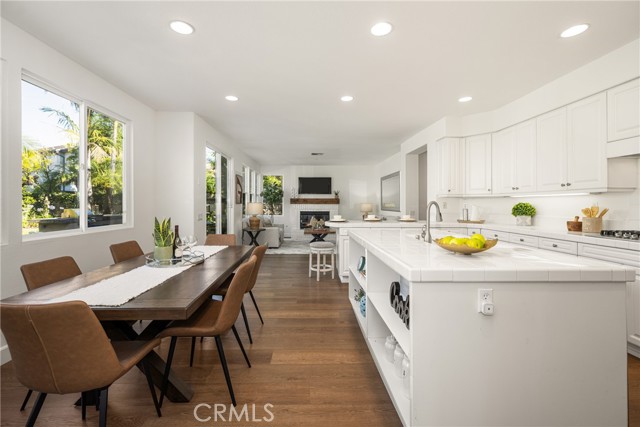 19692 Dorado Drive, Lake Forest CA: https://media.crmls.org/medias/f3e30b95-482a-433d-b1dd-d8015d2769cc.jpg
