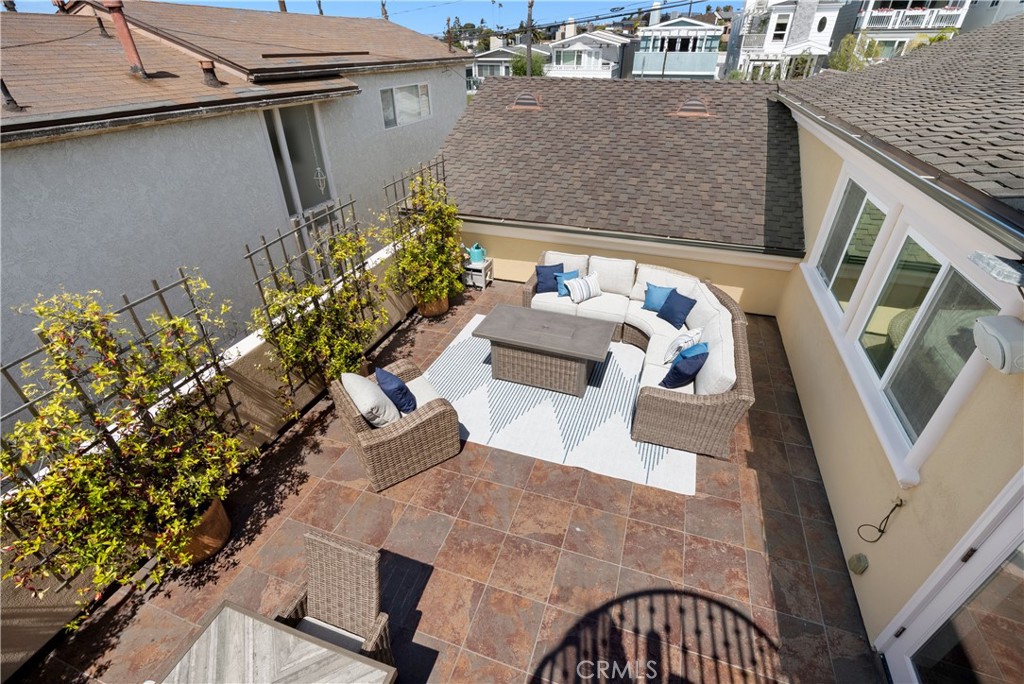 668 Longfellow Avenue
