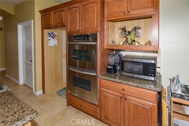 Detail Gallery Image 18 of 50 For 19187 Glenbrook Cir, Apple Valley,  CA 92308 - 3 Beds | 2/1 Baths