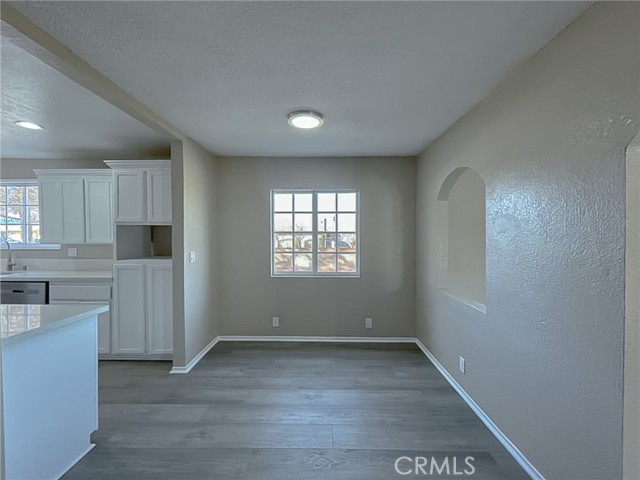 Detail Gallery Image 8 of 33 For 45405 Foxton Ave, Lancaster,  CA 93535 - 4 Beds | 2 Baths